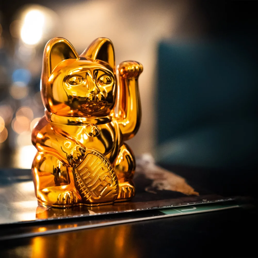 Donkey Maneki Neko Lucky Cat Shiny Copper - immagine 2