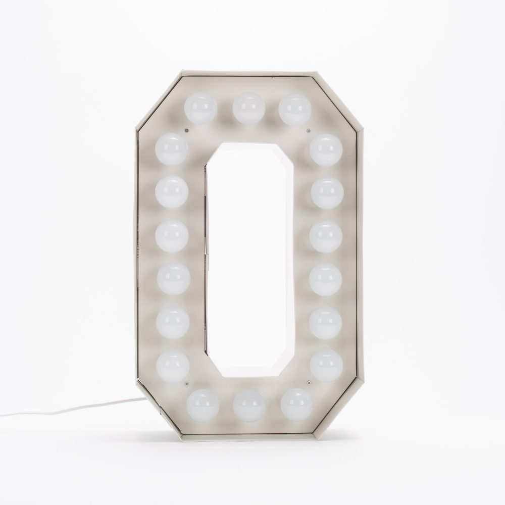Seletti alphabet lamp lampada led vegaz lettera O