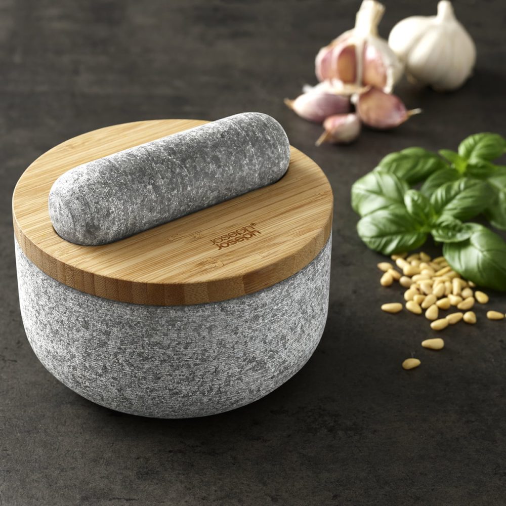 Joseph Joseph Mortaio con coperchio in bambu - immagine 3