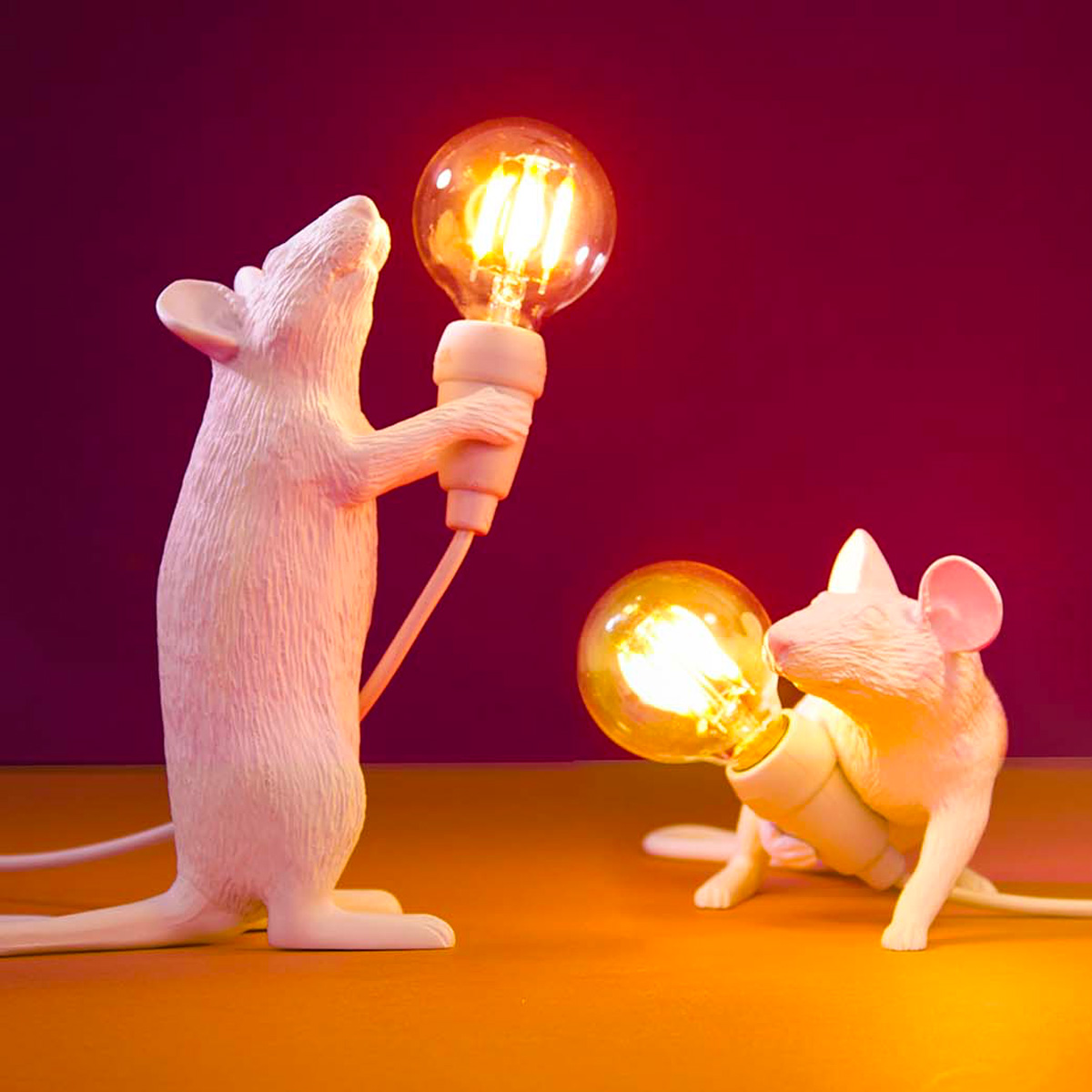 Seletti-mouse-lamp-bianco-–-in-piedi-Usb