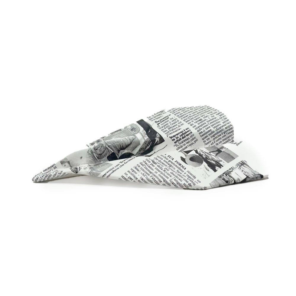 Ceramiche Crescentini Aeroplanino origami Resto del Carlino