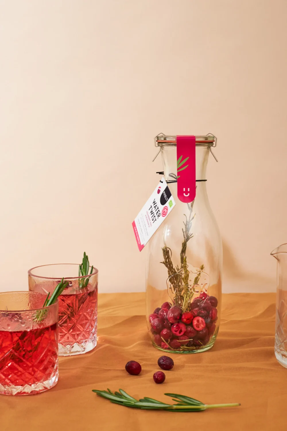 Pineut Waterwist Infuso Cranberry Ciliegia e Rosmarino - immagine 3