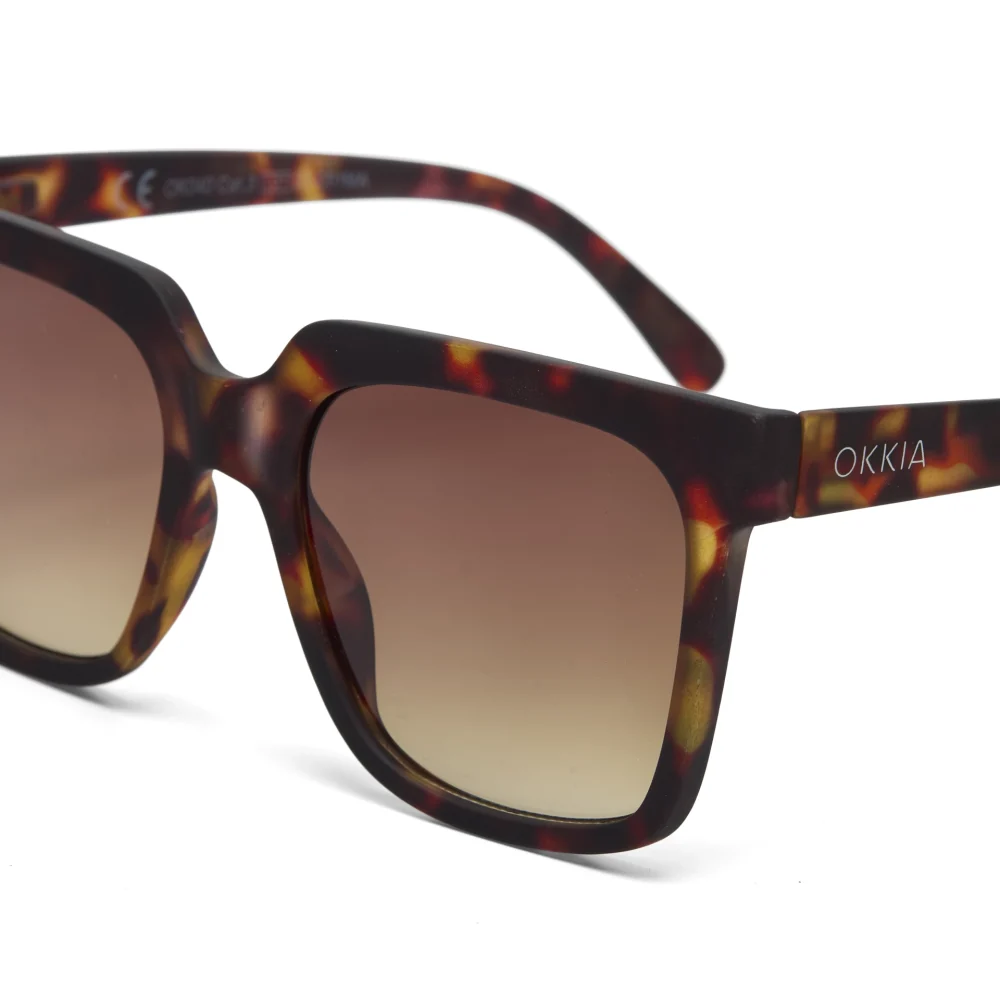 Okkia Occhiale da Sole Modello Roma Soft Touch Havana - immagine 3