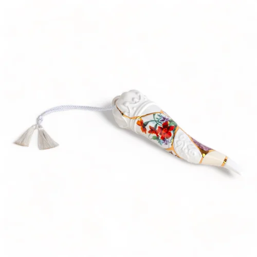Seletti Memorabilia il cornetto in porcellana Kintsugi Lucky Horn