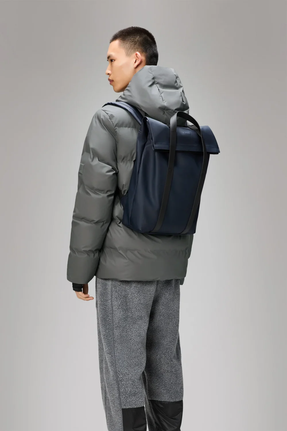 Rains 2 Way Tote Backpack Navy - immagine 2