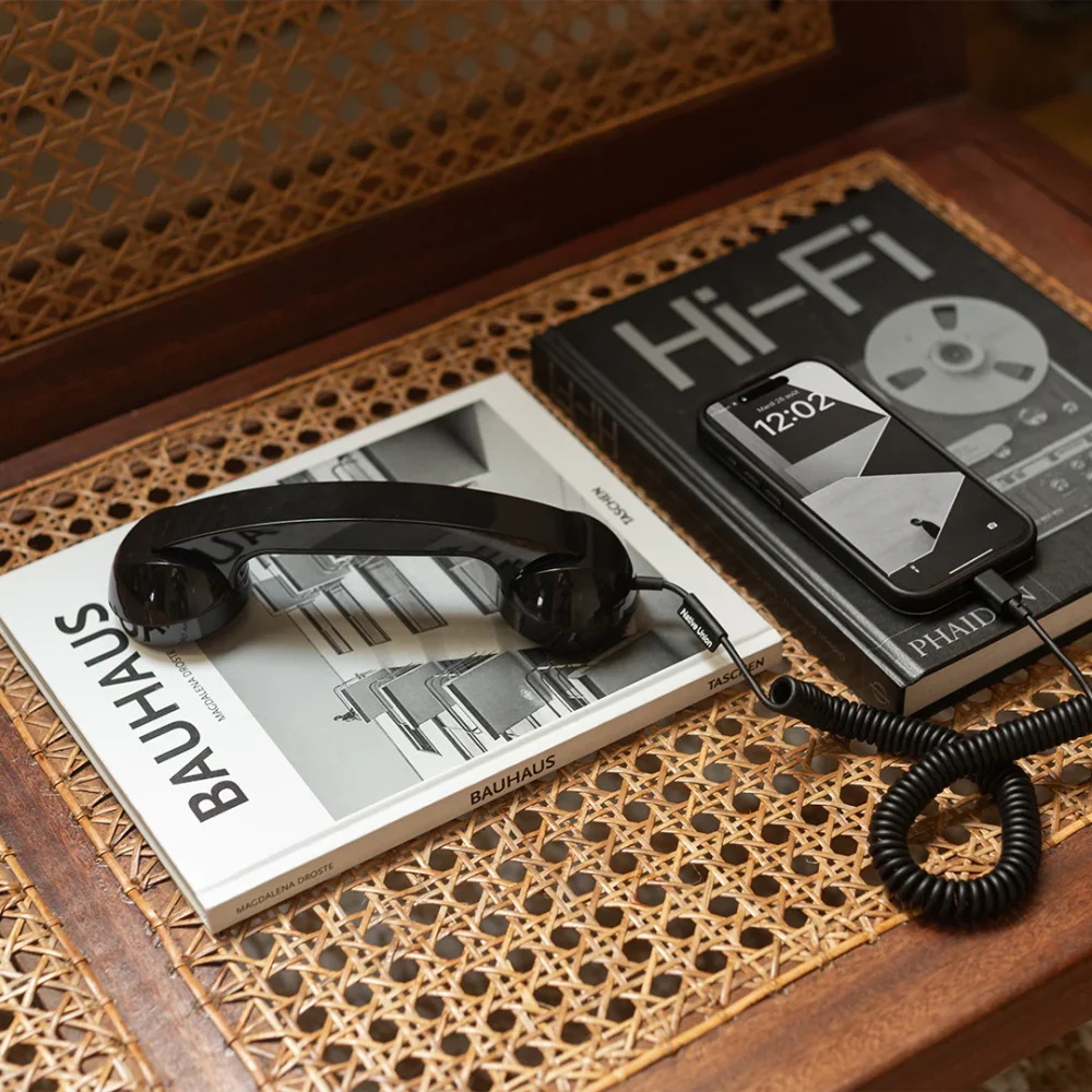 Pop Phone Native Nation Black - immagine 3